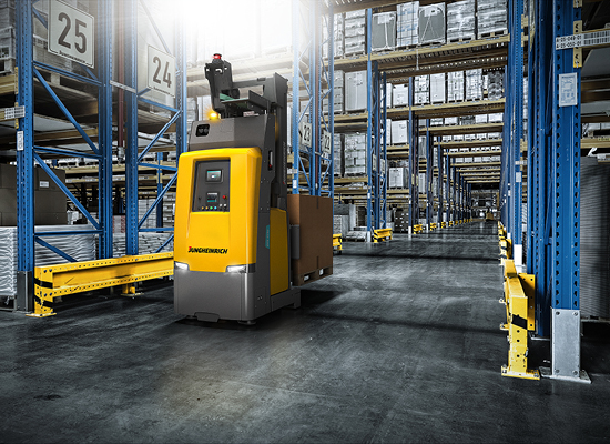 eks 215a automated guided vehicle in aisle